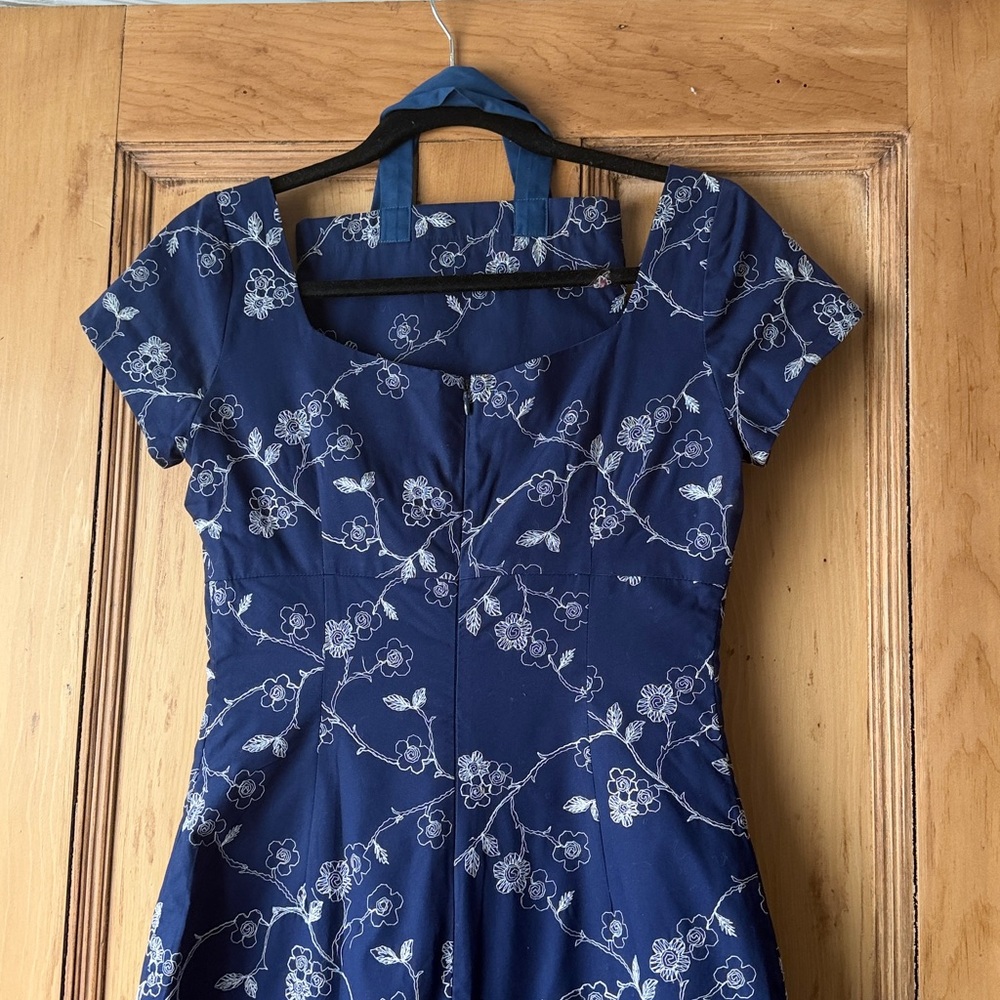 Vintage Tocca Navy Floral Scoop-Neck Mini Dress and matching purse - Picture 5 of 7